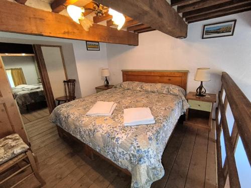 Castel del Piano Apartamento | 23 Mountain Views & Poolside Bliss Wi-Fi and Parking Free!