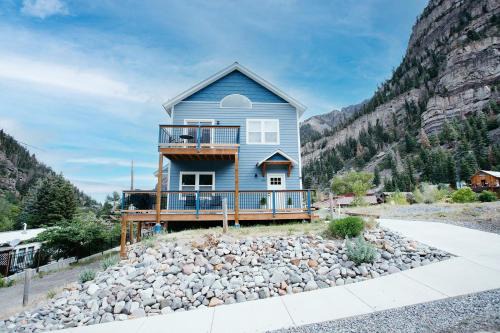 Ouray Casa | 230 9th Avenue