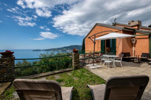 Zoagli Apartamento | 231b- Casa Sant'Ambrogio VISTA MARE, 2 Chilometri dal centro di Zoagli e dal Mare