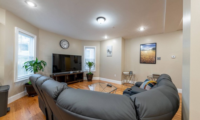 Dudley - Brunswick King Apartamento | 233-1 4BR - Boston Cozy Apt near Park Zoo