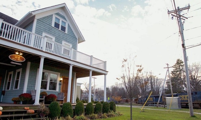 Canton Cama Y Desayuno | 24 East Main Street B&B