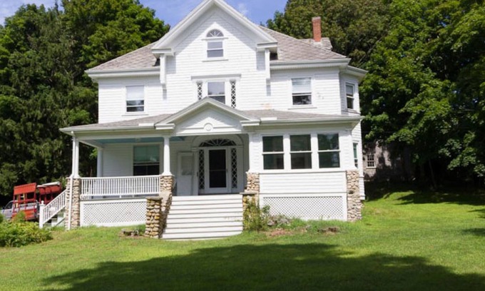 Sagamore Beach Casa | 24 Old Plymouth Rd