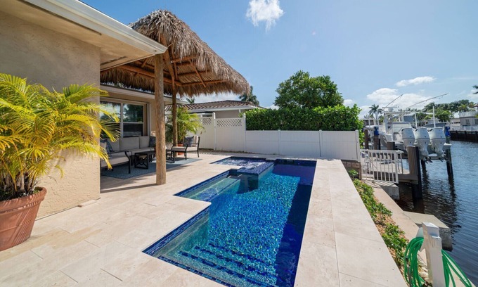 Garden Isles Casa | 250 Managed By Brampton Park