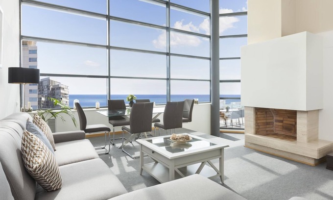 Diagonal Mar i el Front Maritim del Poblenou Apartamento | 252 Exclusive Beachfront Penthouse w/ Pool I