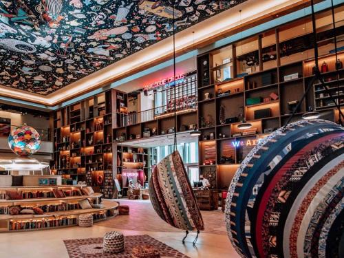 Trade Center Hotel | 25hours Hotel Dubai One Central