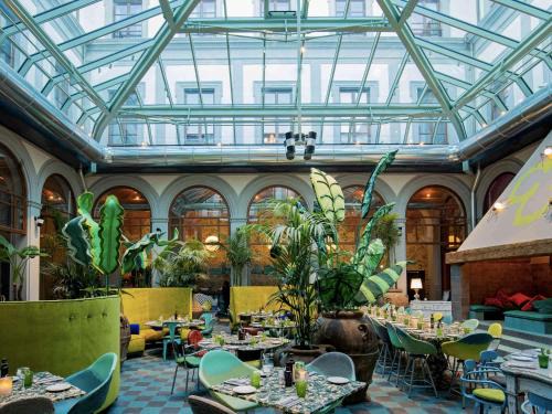 Santa Maria Novella Hotel | 25hours Hotel Florence Piazza San Paolino