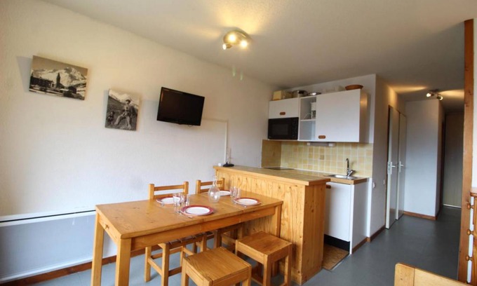 Lanslevillard Apartamento | 26 m² Apartamento ∙ 1 habitación ∙ 4 huéspedes