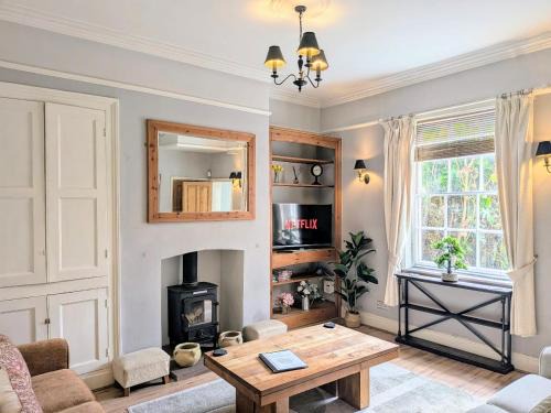 York Casa | 27 George Street