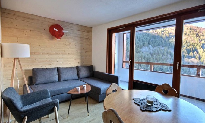 Saint-Jean-dʼAulps Apartamento | 28 m² Apartamento ∙ 1 habitación ∙ 4 huéspedes