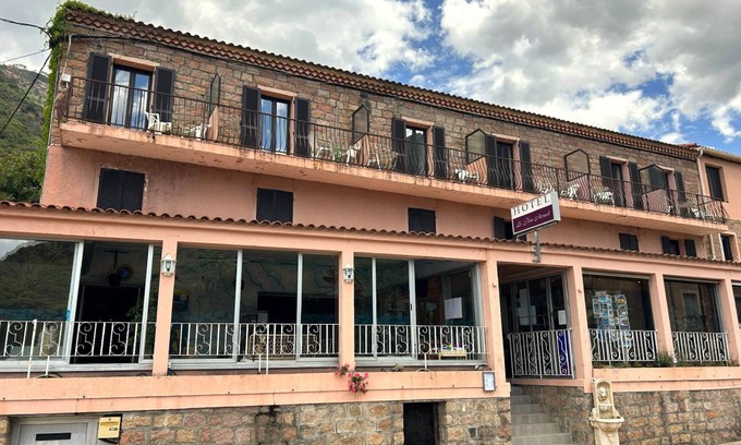 Porto Hotel | 28 m² Hotel ∙ 6 huéspedes