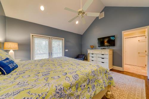 Sea Pines Casa | 28 Surf Scoter 2nd Row Steps from the Beach Renovated
