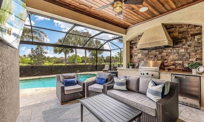 Bonita Springs Casa | 28525 Bonita National Home