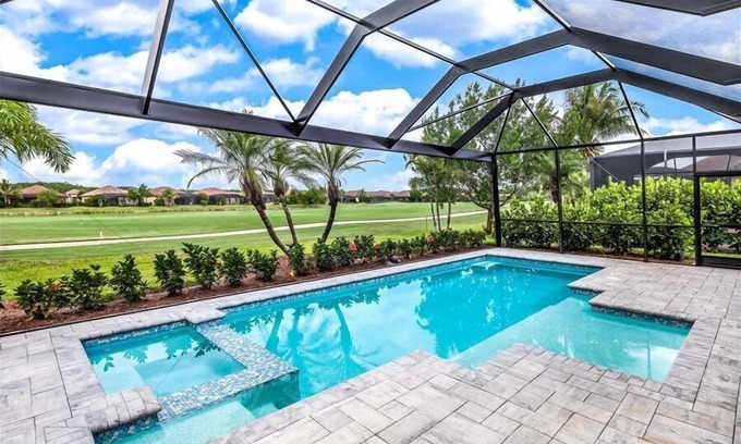 Bonita Springs Casa | 28623 Bonita National Home
