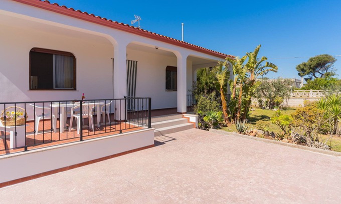 Torre Chianca Casa | 2864 Villa Carminella by BarbarHouse
