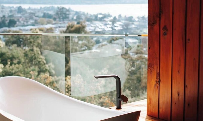 Claremont Casa | 29 Ebden – Architectural Home in Hobart’s North