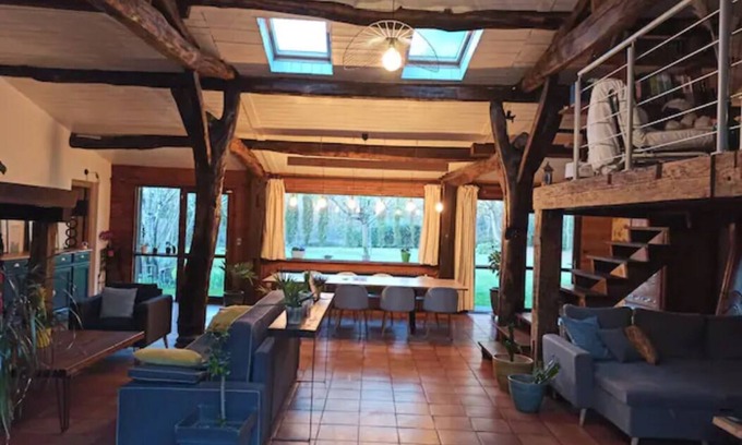 Saint-Medard-en-Jalles Casa | 290m2 building with indoor swimming pool 30min from the beaches