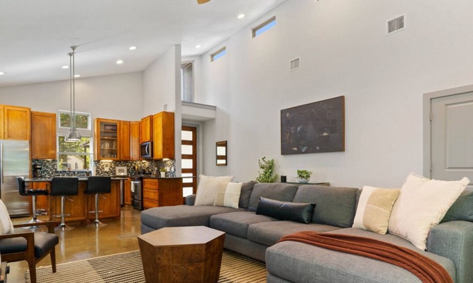 Rosewood Apartamento | 2915 E 14th xxxxxxxx