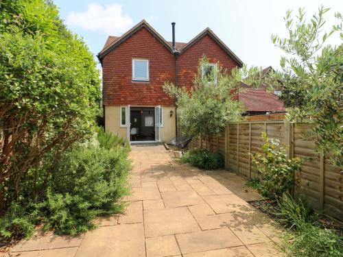 Langstone Casa | 2A The Mews