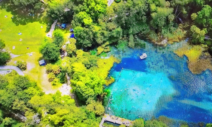 Dunnellon Casa | 2b/2b house, Pool, Sleep 6, next to Rainbow Springs & Golf Course.