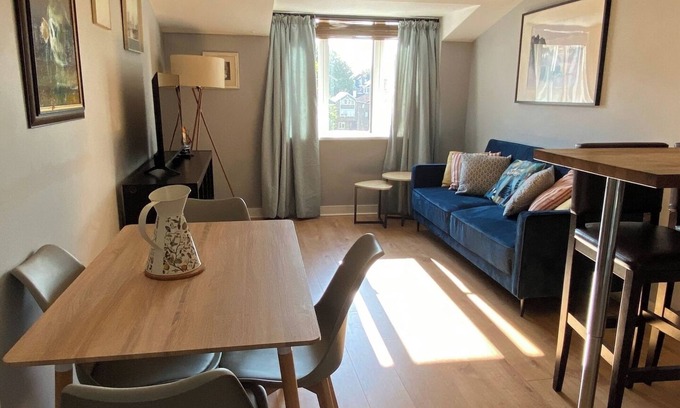 Wimbledon Apartamento | 2BD Flat by Common and Village - Wimbledon, Zone 3