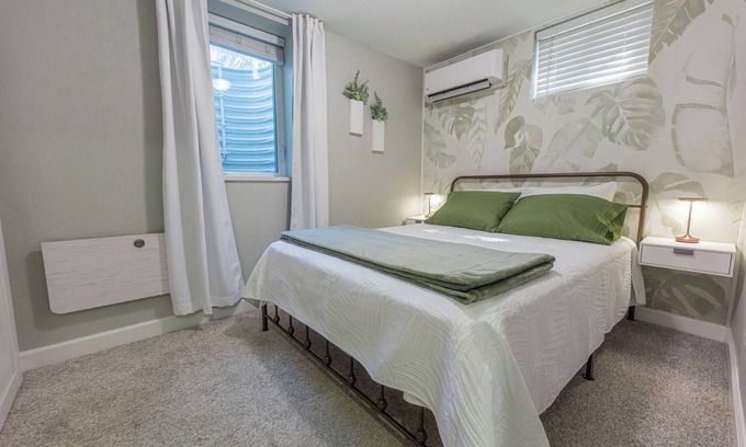 Englewood Casa | 2BD Garden Level Unit Near Swedish/Craig Hospitals, Fiddler's Green & Littleton!