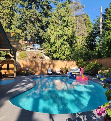 West Vancouver Casa | 2BD Guest Suite Sleeps 6 Near Downtown & Beach