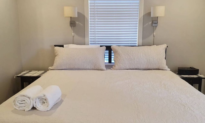 Atlanta Casa | Bienvenido a nuestra casa de 2 dormitorios y 2 baños ubicada cerca de Atlanta