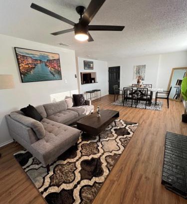 Northwest Dallas Apartamento | 2BD STATE FAIR l DT Dallas l FIFA READY l 5 Min from Love Field