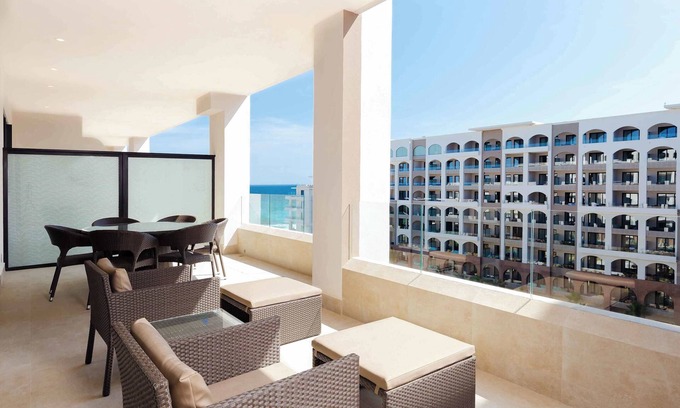 Chulavista Villa | 2BD Villa La Valencia Beach Resort