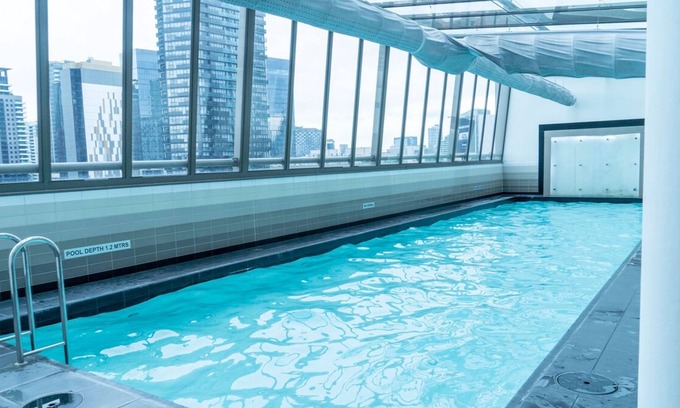 Southbank Apartamento | 2BD With City Views, Pool, Gym & Tennis Court