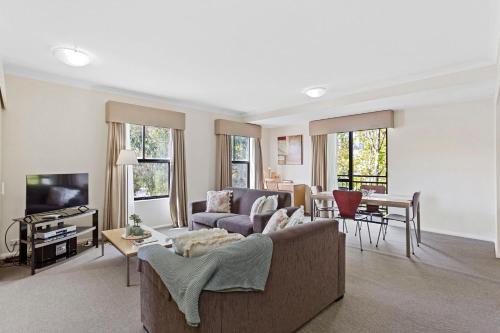 Northbridge Apartamento | 2BDR 1BTH - James Street Magic