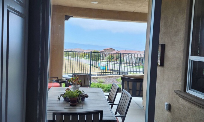 Callender Casa | 2BDRM 2-1/2 BTH w/foothill view includes 2 Monarch Club memberships during stay.