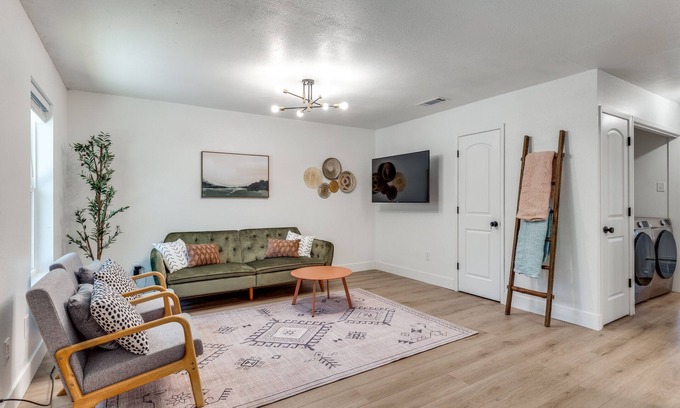 Como Condominio | 2bed/1bath Spacious Townhome in Fort Worth Near I-30