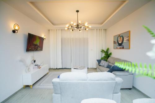 Central Province Apartamento | 2Bed Apt in Lavington w Pool&Gym