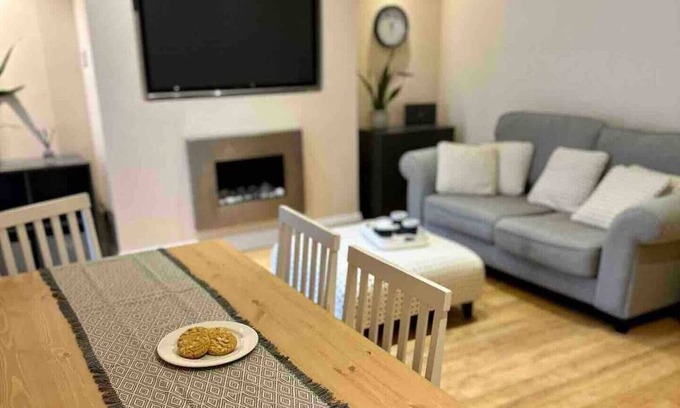 Golborne Apartamento | 2Bed - Private Patio -3min to Westbourne Park Tube