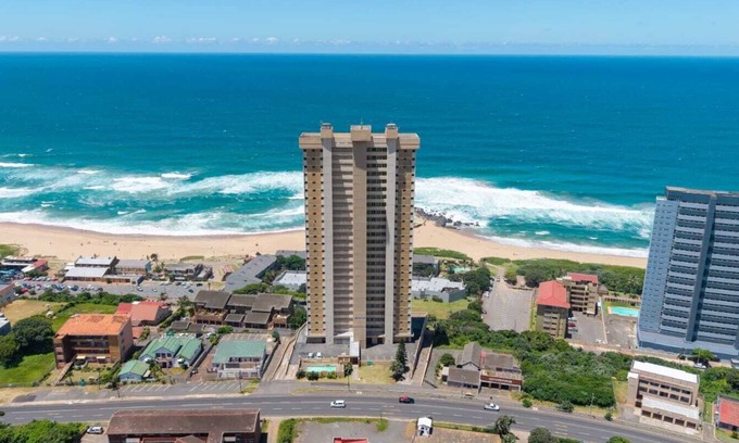 Kingsborough Apartamento | 2BEDRM AWARD WINNING 4 SLEEPER SEAFACING APARTMENT 1703 ON HIGH TIDE AMANZIMTOTI