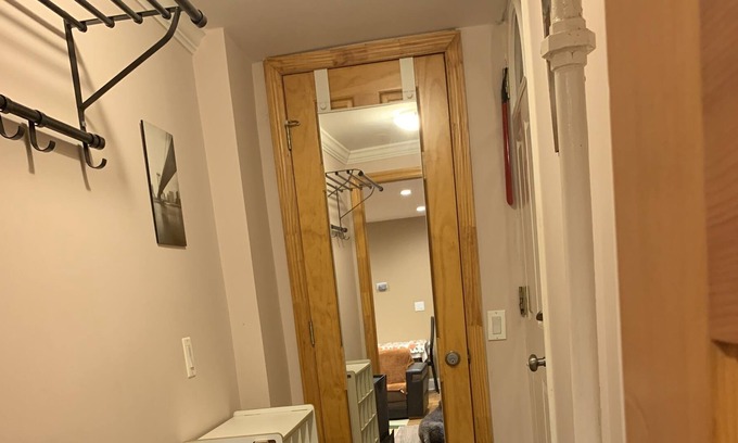 Sheepshead Bay Apartamento | 2Bedroom 1+1/2 Bath Private Backyard
