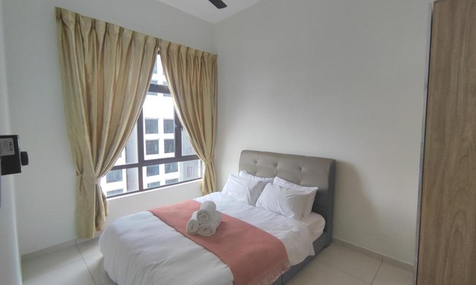 Kempas Apartamento | 2Bedroom 5 Mins to MidValley 10 Mins to CIQ