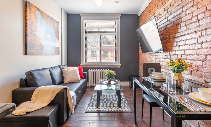 Central Hamilton Apartamento | 2Bedroom Apt Near Downtown - King Bed & Netflix!