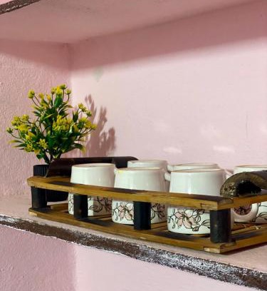 Hyderabad Apartamento | 2BHK Home AC bed room First floor Meerpet