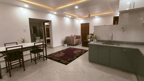 Bharatpur Apartamento | 2BHK rental apartment