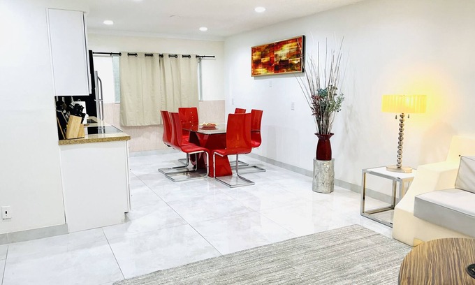 Beverly Green Condominio | 2BDR, Apartamento, libro, Venta, STYLISH, Las Vegas, strip, LVCC, Stratosphere, BEST, 3A