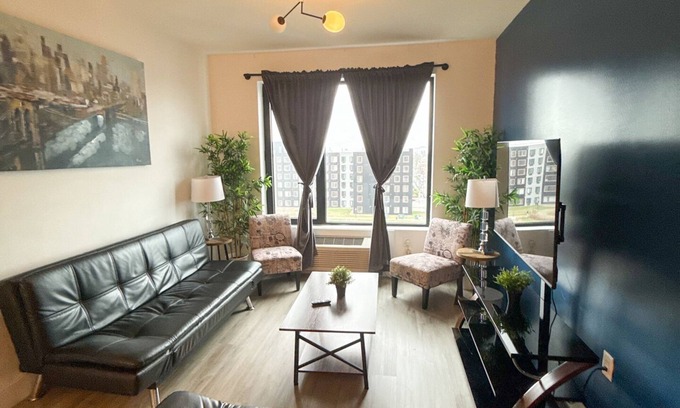 Elizabeth Apartamento | 2BR apt near EWR 9630