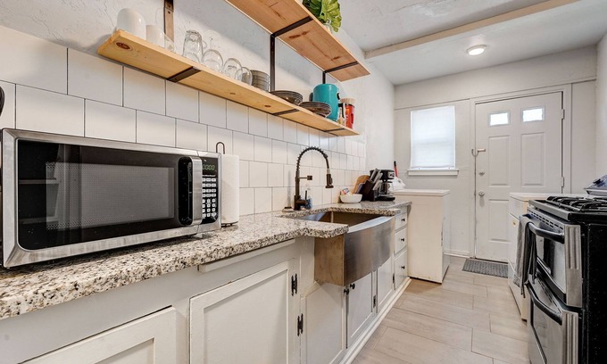 Central Oklahoma City Apartamento | 2BR Cozy House Near Paseo the Art District