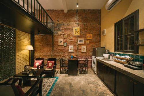 Hanoi Backpacker Quarter Apartamento | 2BR Cultural house in the Heart of Old Quarter Washer&Dryer
