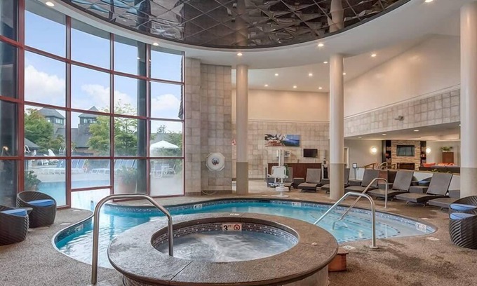 The Point Condominio | 2br Deluxe Condo Family Fun & Historically Located!