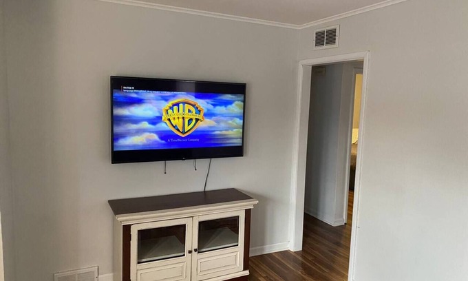 Sioux Falls Casa | 2BR Dog Friendly House|Firepit
