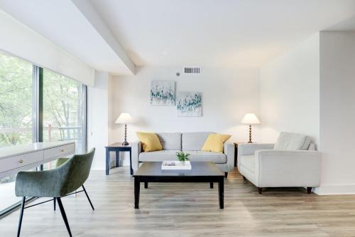 Radnor - Fort Myer Heights Apartamento | 2BR Executive Apartment with Spacious Layout
