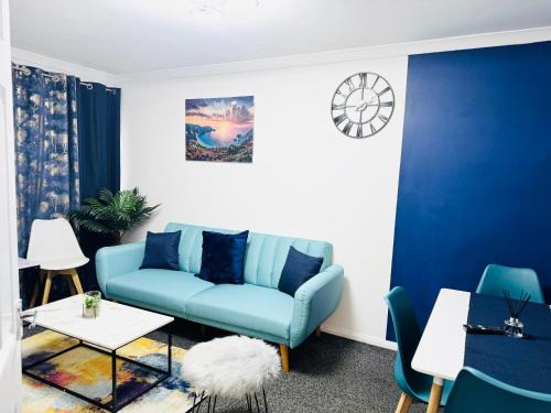 Aldborough Casa | 2BR*Free Parking*Off A12*Family*Contractors