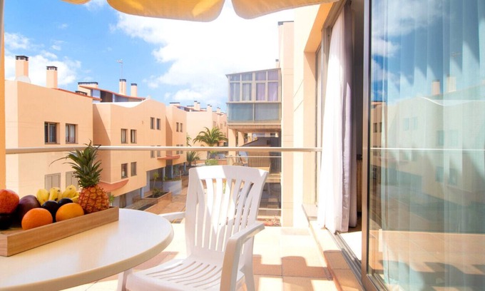 Esquinzo Apartamento | 2BR Home 1A next to Esquinzo Beach - Terrace